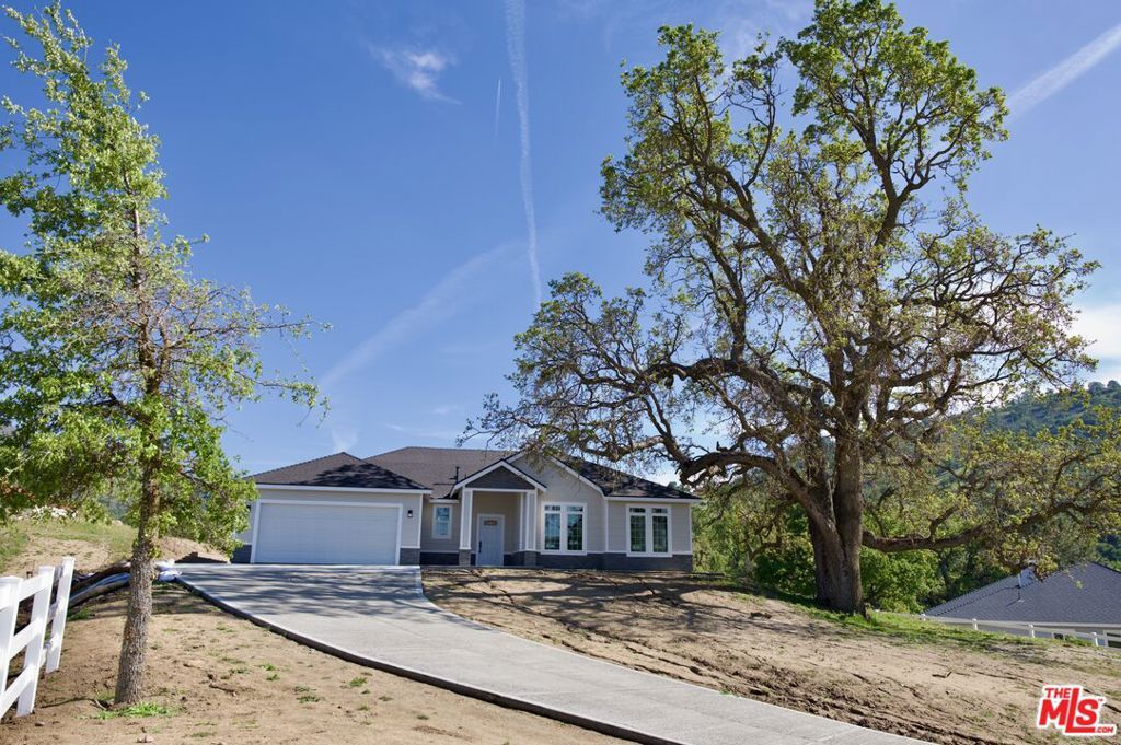 28701 Delaware Drive, Tehachapi, CA 93561