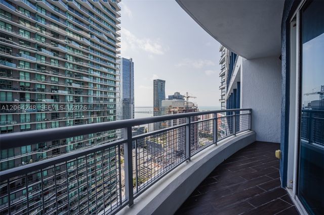 60 SW 13th St 3424, Miami, FL 33130