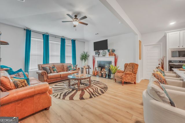 293 Delta Drive, Mcdonough, GA 30253