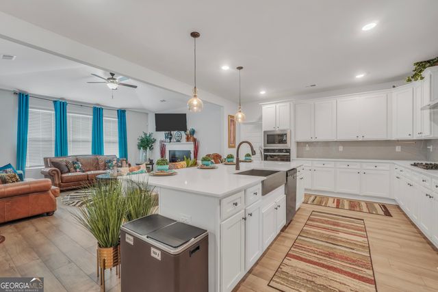 293 Delta Drive, Mcdonough, GA 30253