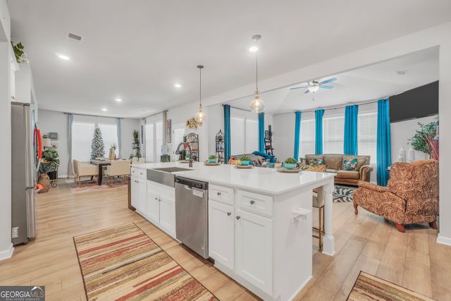 293 Delta Drive, Mcdonough, GA 30253