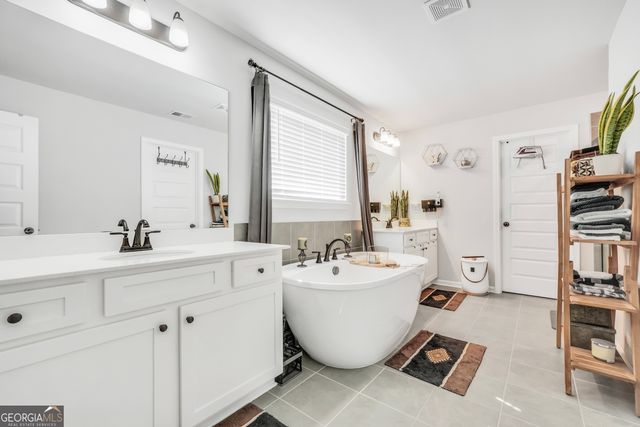 293 Delta Drive, Mcdonough, GA 30253