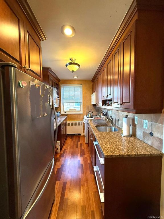 25104 63rd Avenue 4-1288, Little Neck, NY 11362