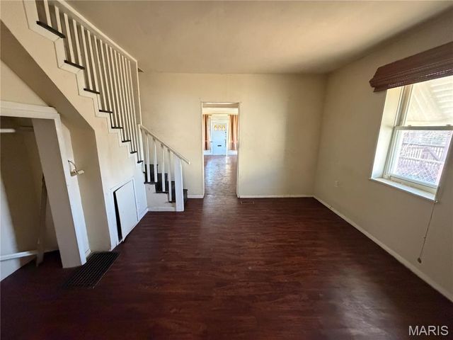 545 Davis Street, St Louis, MO 63111