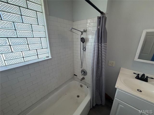 545 Davis Street, St Louis, MO 63111