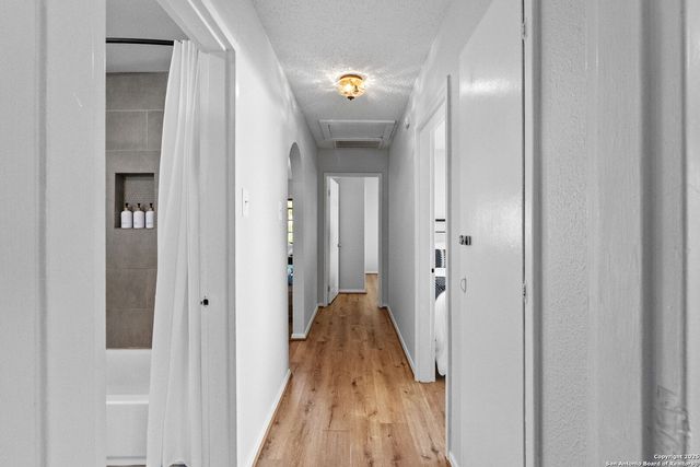 618 Sumner Dr, San Antonio, TX 78209