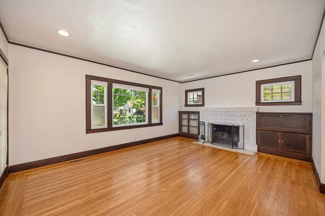 964 Vallejo Way, Sacramento, CA 95818