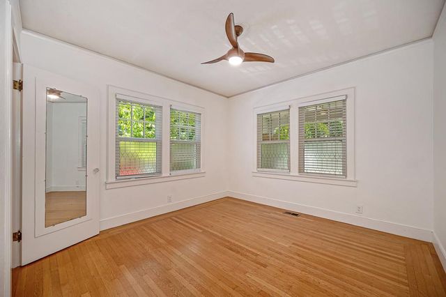 964 Vallejo Way, Sacramento, CA 95818