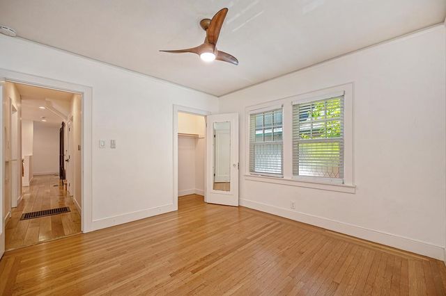 964 Vallejo Way, Sacramento, CA 95818