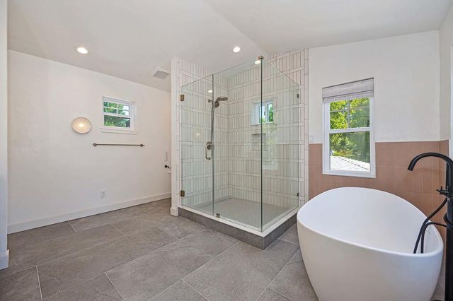 964 Vallejo Way, Sacramento, CA 95818