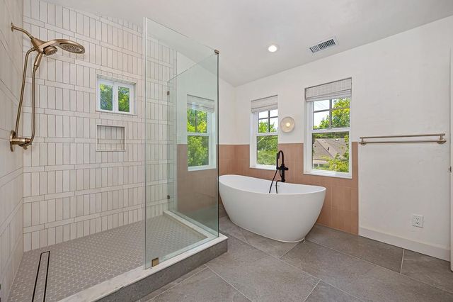 964 Vallejo Way, Sacramento, CA 95818