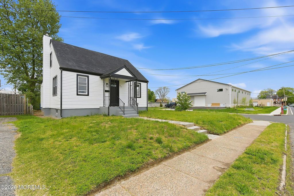 33 Morris Street, Burlington City, NJ 08016
