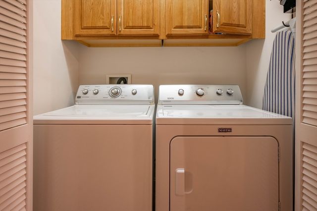 38 Holly Ln 38, Dracut, MA 01826
