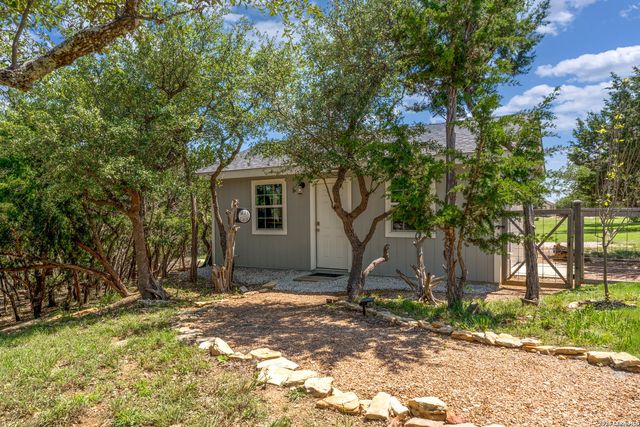819 Primrose Path, Canyon Lake, TX 78133