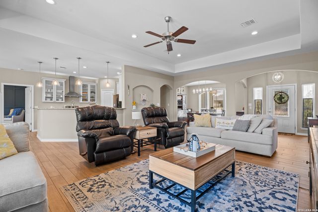 819 Primrose Path, Canyon Lake, TX 78133