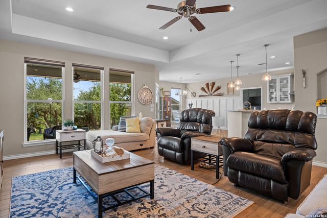 819 Primrose Path, Canyon Lake, TX 78133