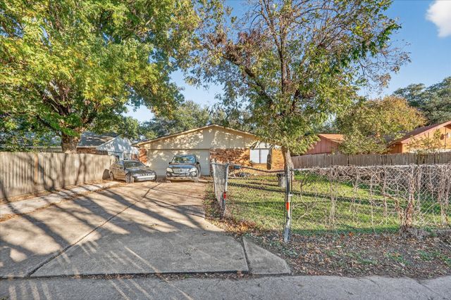 2701 Emberwood Drive, Garland, TX 75043