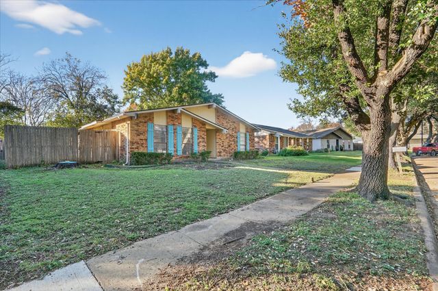 2701 Emberwood Drive, Garland, TX 75043