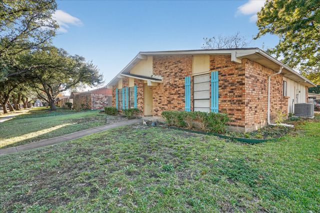 2701 Emberwood Drive, Garland, TX 75043