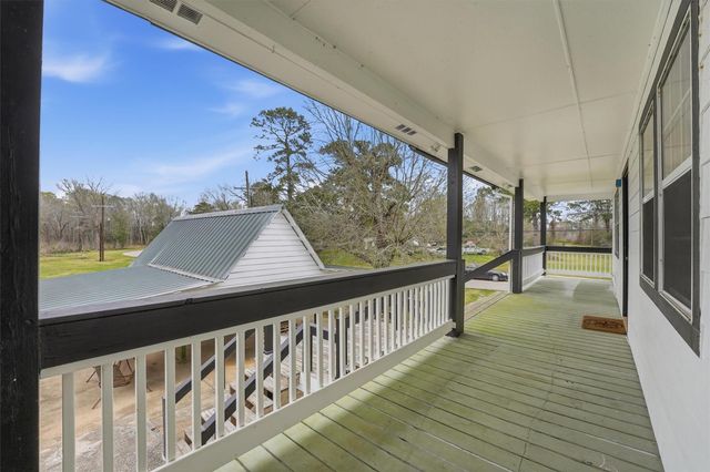 370 County Road 1333, Liberty, TX 77575