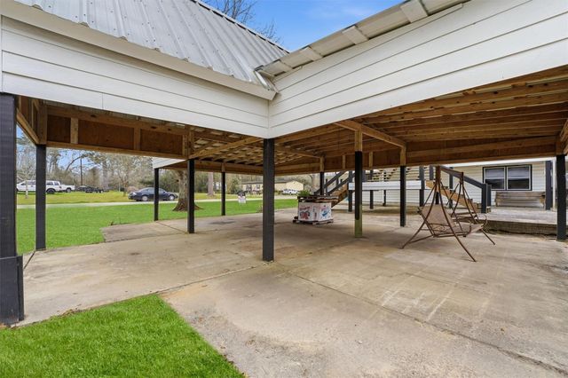 370 County Road 1333, Liberty, TX 77575