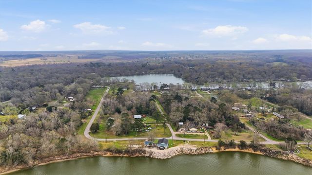 370 County Road 1333, Liberty, TX 77575