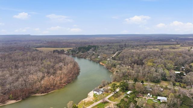 370 County Road 1333, Liberty, TX 77575