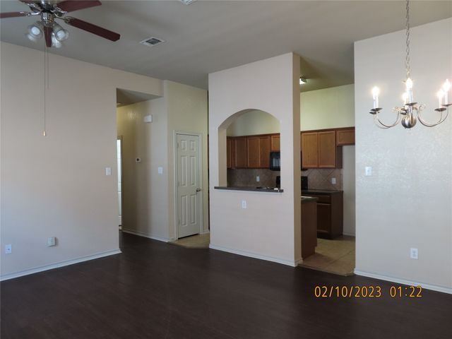 806 Walnut Street, Burleson, TX 76028