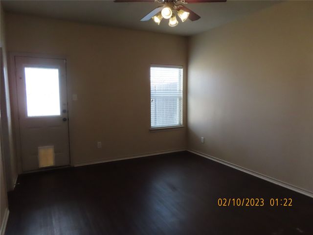 806 Walnut Street, Burleson, TX 76028