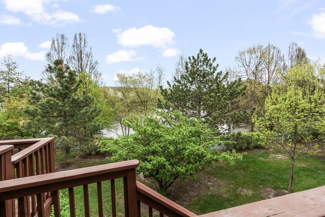 308 Lunt Avenue, Schaumburg, IL 60193