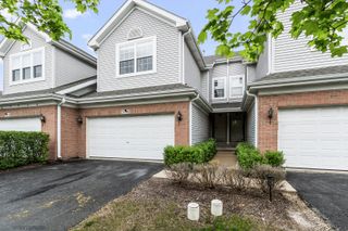 308 Lunt Avenue, Schaumburg, IL 60193