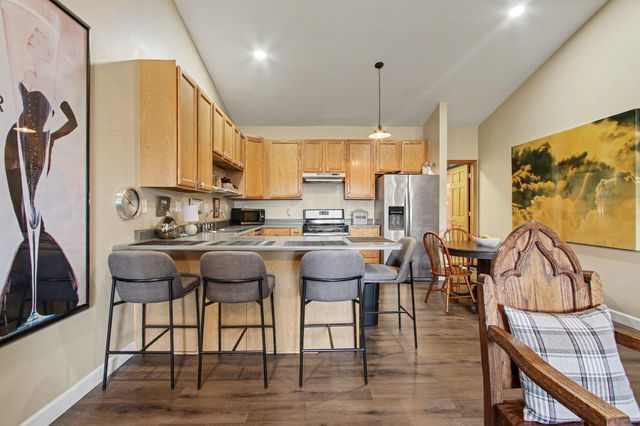 2208 Stori Lane, Valparaiso, IN 46383