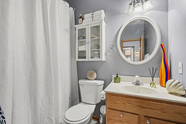 2208 Stori Lane, Valparaiso, IN 46383