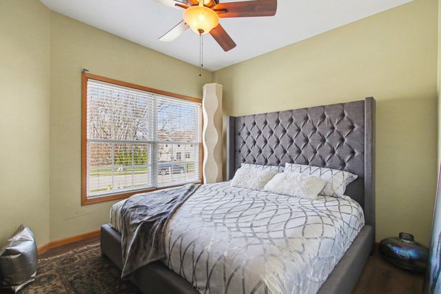 2208 Stori Lane, Valparaiso, IN 46383