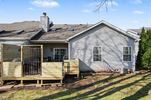 2208 Stori Lane, Valparaiso, IN 46383