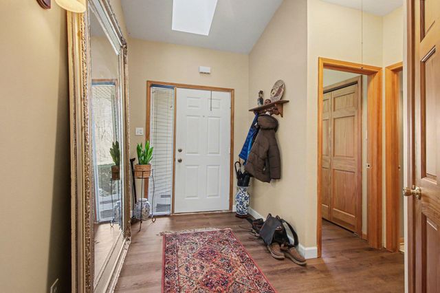 2208 Stori Lane, Valparaiso, IN 46383