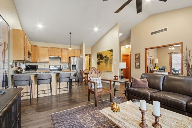 2208 Stori Lane, Valparaiso, IN 46383