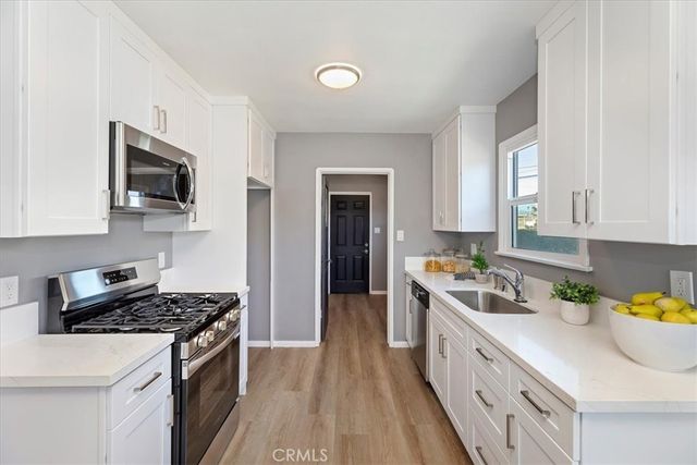 1905 W 115th, Los Angeles, CA 90047