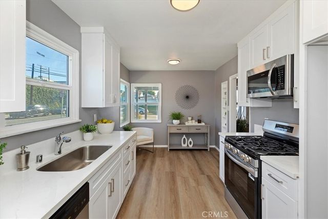 1905 W 115th, Los Angeles, CA 90047