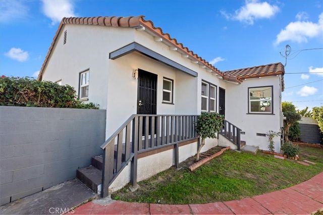 1905 W 115th, Los Angeles, CA 90047