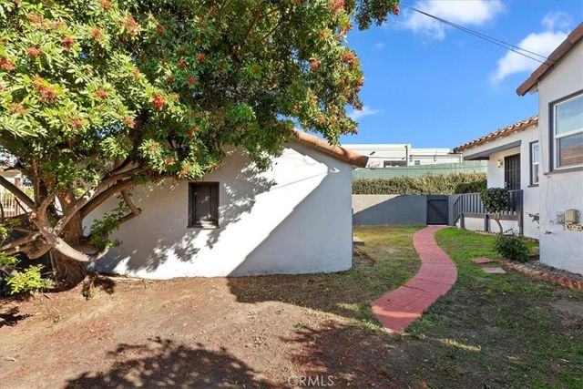 1905 W 115th, Los Angeles, CA 90047