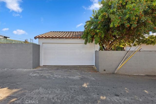 1905 W 115th, Los Angeles, CA 90047