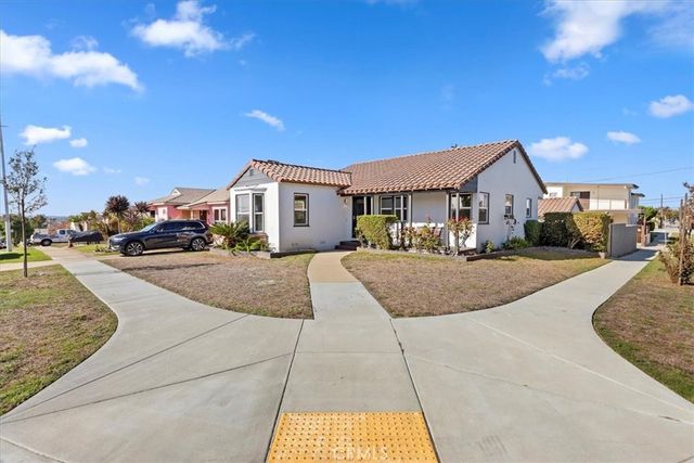 1905 W 115th, Los Angeles, CA 90047