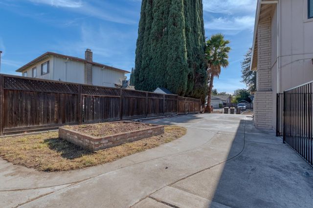 3505 Bixby Way, Stockton, CA 95209