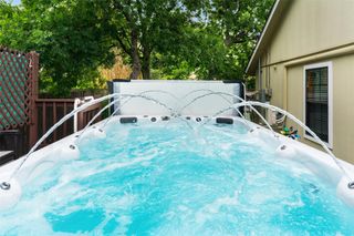512 Edwards DR, Round Rock, TX 78664