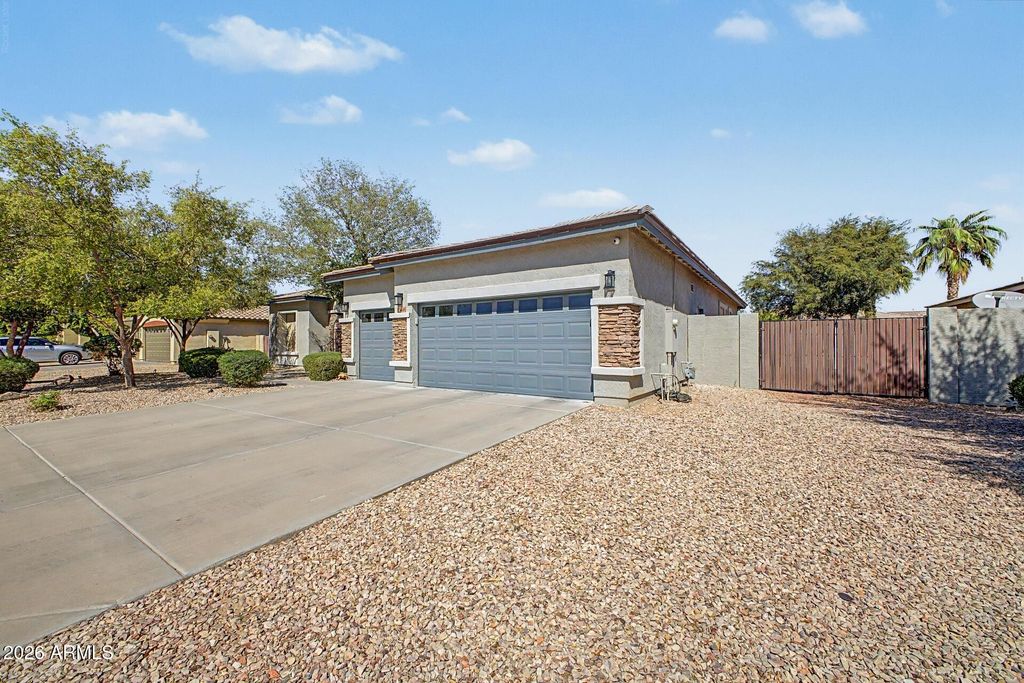 14446 W EDGEMONT Avenue, Goodyear, AZ 85395 — photo 2
