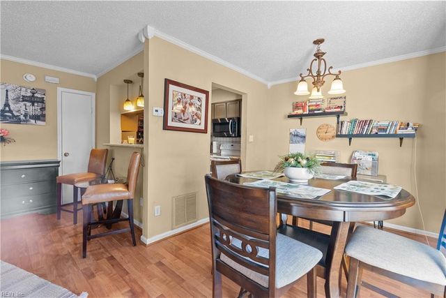 5 Salt Marsh Quay Apt F, Hampton, VA 23666