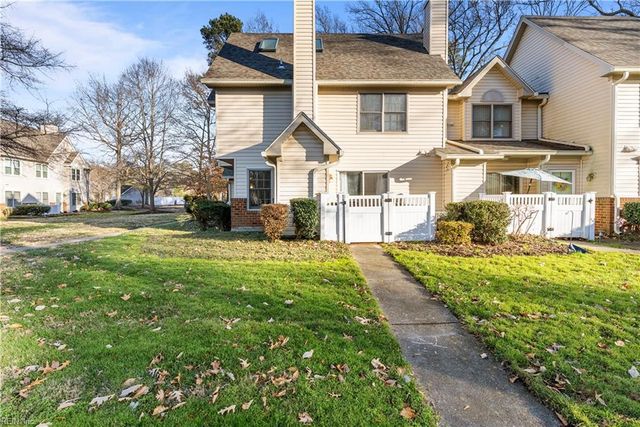 5 Salt Marsh Quay Apt F, Hampton, VA 23666