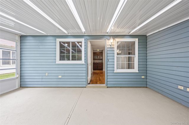 220 Belfast Lane, Ridge, NY 11961