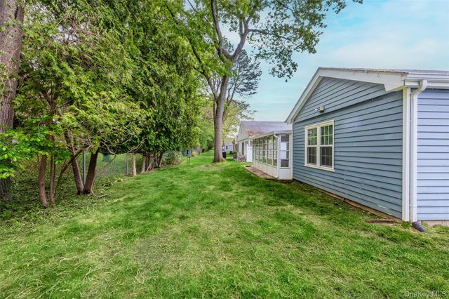 220 Belfast Lane, Ridge, NY 11961